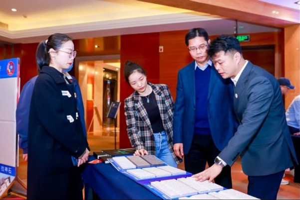 以別墅夢(mèng)點(diǎn)亮千城，以財(cái)富經(jīng)賦能伙伴